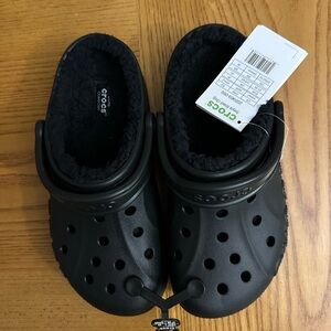 CROCS Baya LINED Clogs W7 M5 BLACK with BLACK LINING NWT